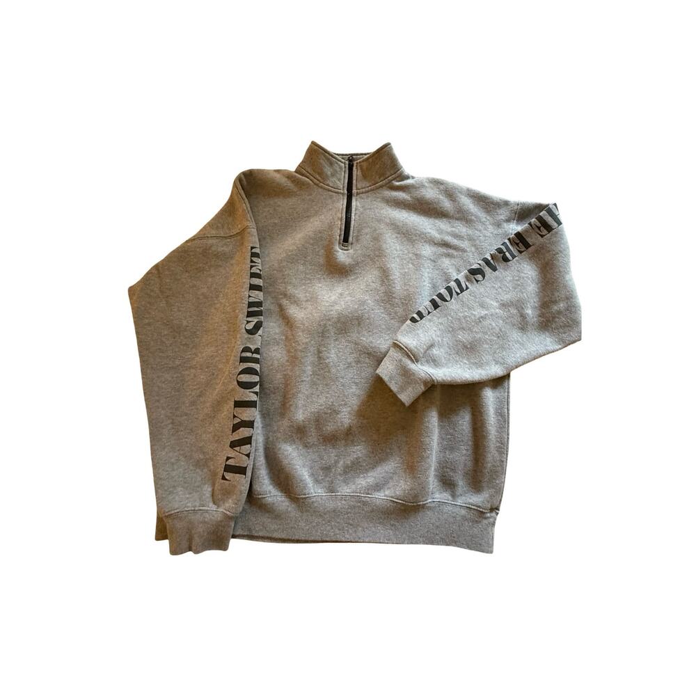 Taylor Swift Eras Tour Sweatshirt Size M Gray Graphic Logo 1/4 Zip Official Merc